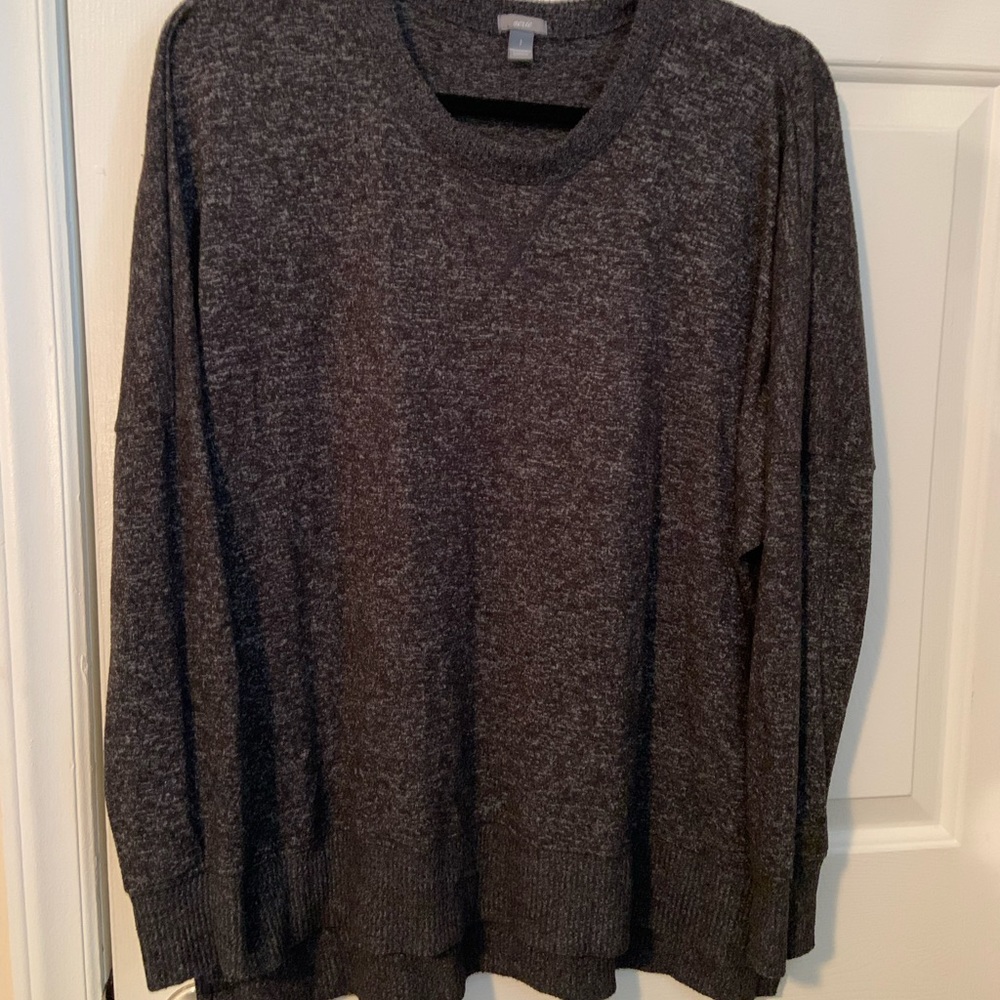 Tunic length heather top